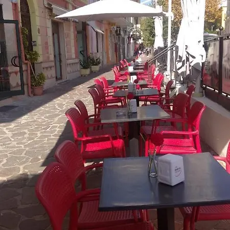 Oda ve Kahvaltı Grenada Praia a Mare